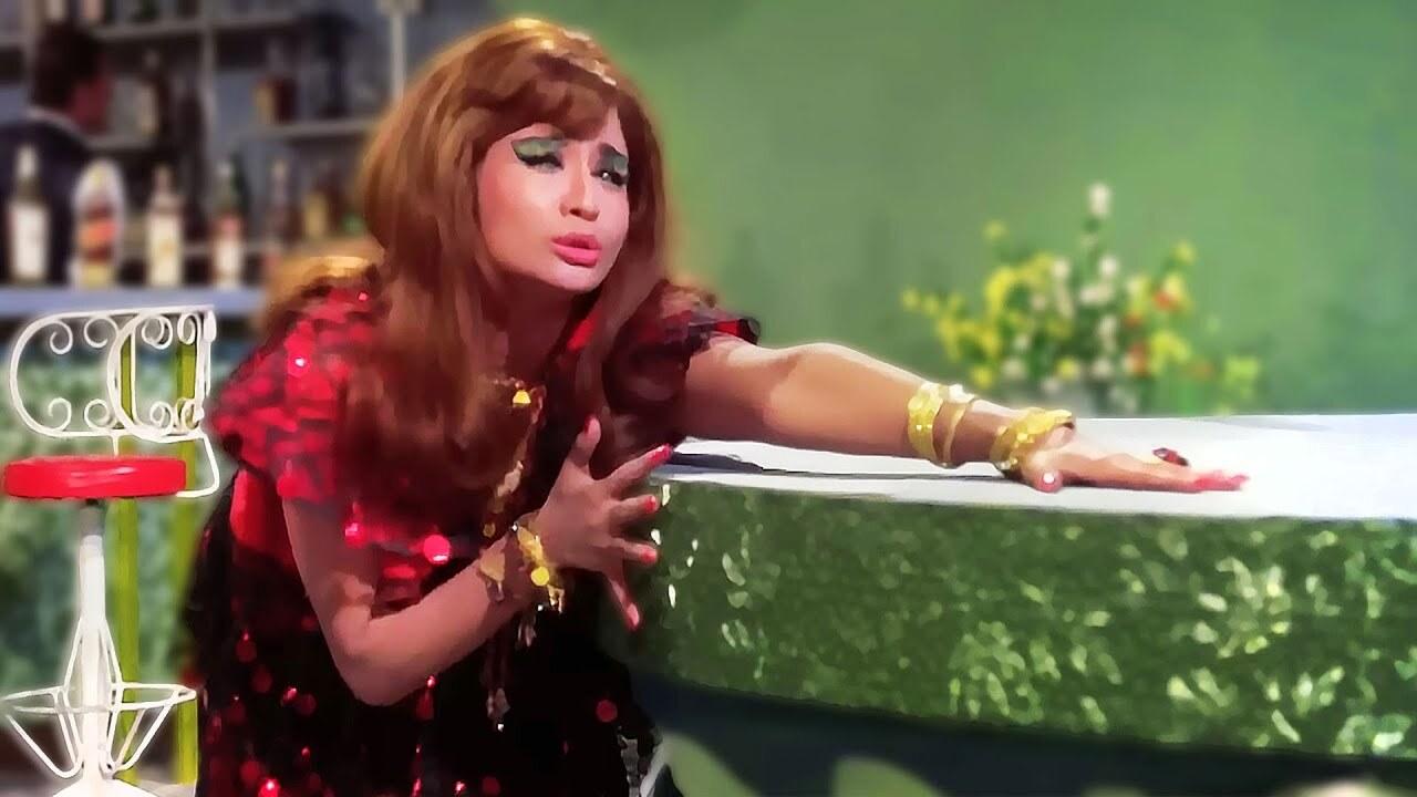 Piya Tu Ab To Aaja (Caravan, 1971)
The song was recorded for the 1971 Hindi film Caravan. It is widely regarded as the quintessential cabaret number in Hindi cinema, it gained iconic status because of the vocals and picturisation on actress Helen.